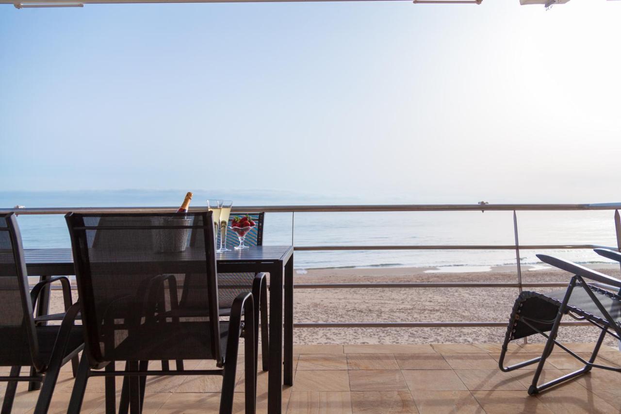 Ap-3 Ximoapartments A Primera Linea Playa & Chimenea Oliva Exterior photo